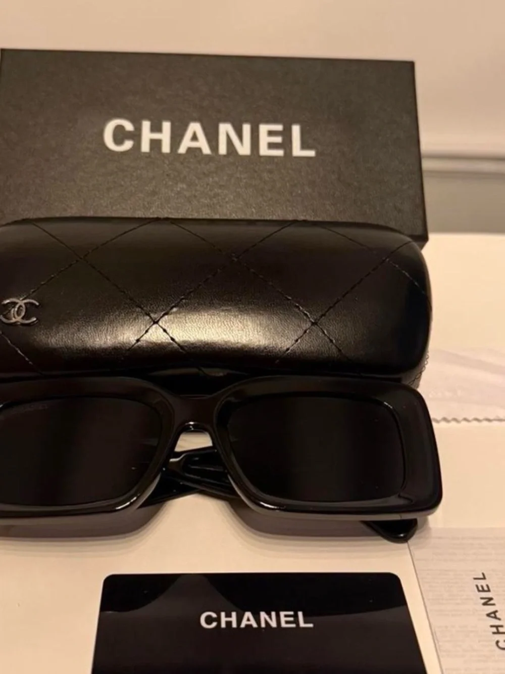 CHANEL Black Sunglasses with Gold CC Logo and Trim - Picture 2 of 4